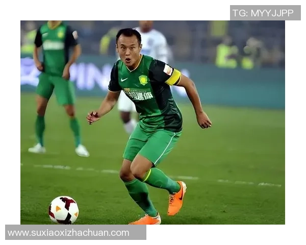 足球明星为球迷送上限量版裤子引发热议与期待 足球明星为球迷送上限量版裤子引发热议与期待